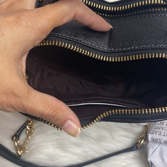 NWT Coach Heart Crossbody Faux Leather Bag in Black Adjustable Strap - Picture 12 of 13